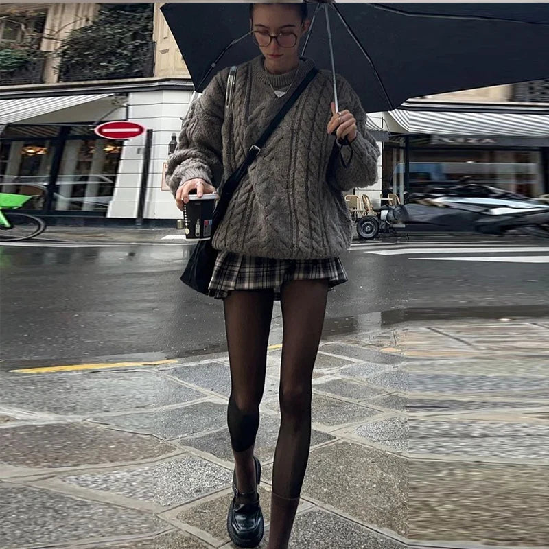 NEW COMPRESSION BAND AND SINGLE SEAM OPTION! THE ORIGINAL LEGGINGS WITH MAGIC FLEECE LINING - 4 COLORS - CLOSED FOOT - Fleece tights available in skin tones from light to brown.