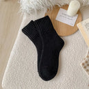 Nyzfexk women's mid-calf socks, plain, soft, comfortable and warm for winter, ideal for everyday wear.